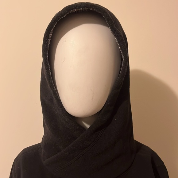 Lululemon “Runaway Fleece” black hooded fleece sweatshirt - Picture 6 of 9